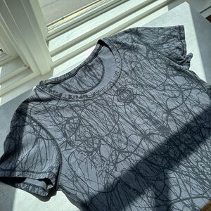 Lululemon athletic shirt
